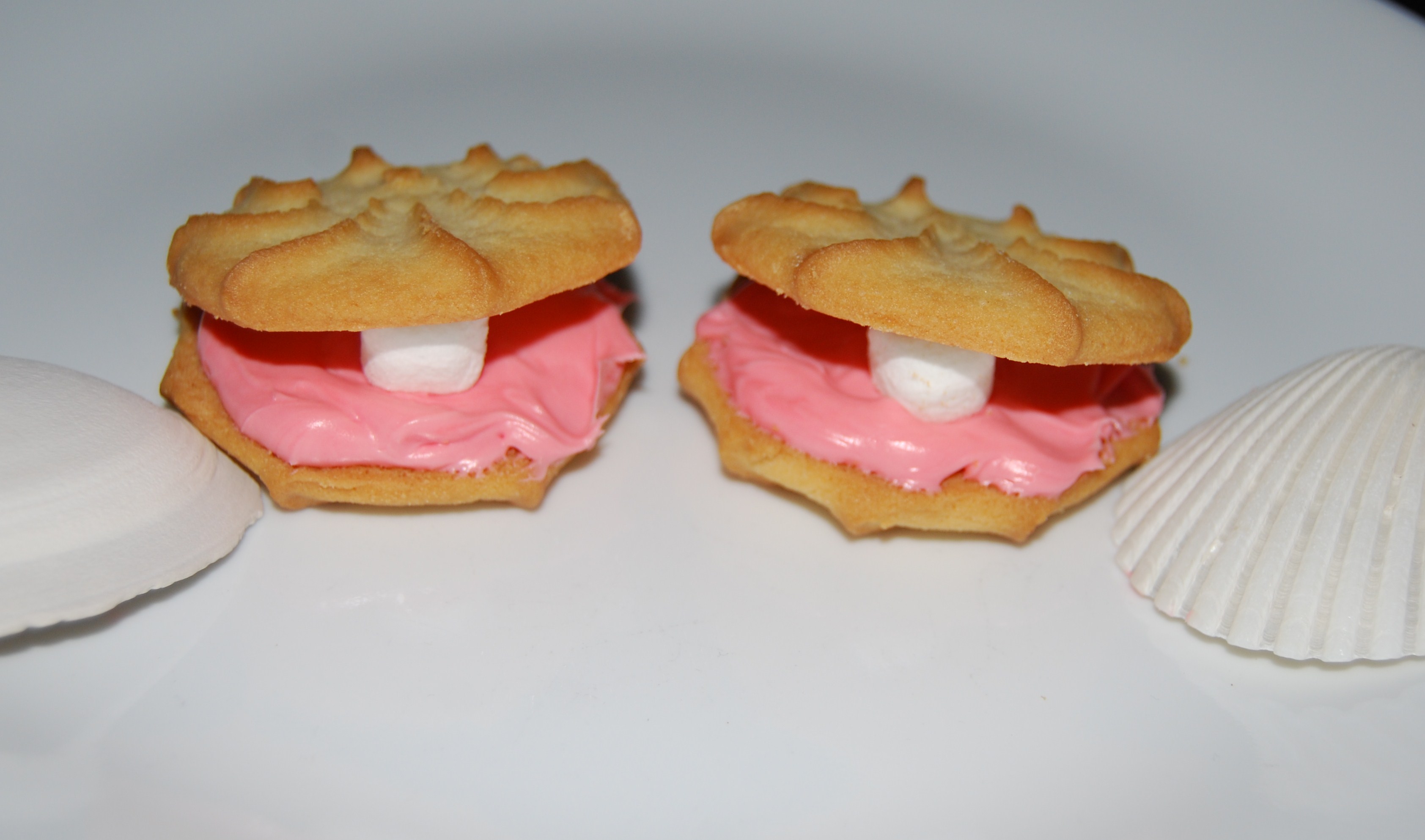 Oyster and Pearl Cookie Snack The Preschool Toolbox Blog